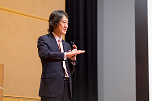 講演者　宮崎真至先生