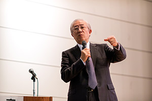 高橋英登　先生