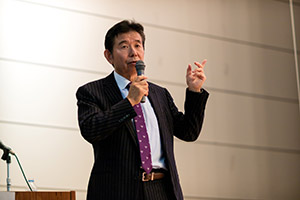 本間憲章　先生
